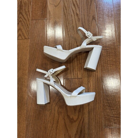L’agence Womens White Ankle Strap Platform Heels Platform Sandal EU 40 US 9 New - Picture 1 of 10